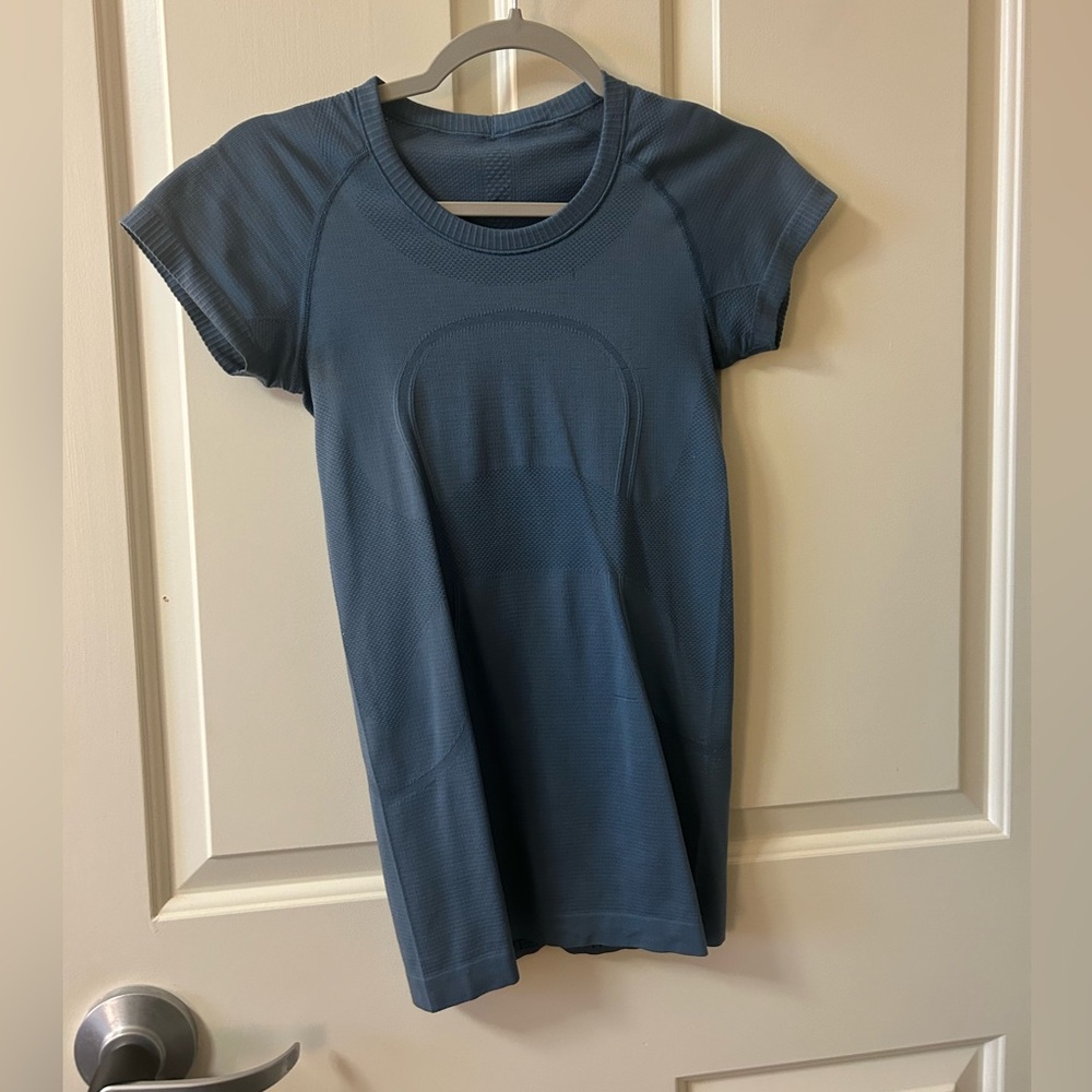 Lululemon swiftly tech